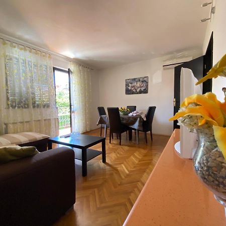 Apartments Tajana Novigrad Istria Exterior foto